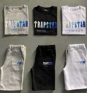 Conjunto de camiseta Trapstar para hombre, chándal informal con letras bordadas, pantalones cortos de felpa de manga corta, movimiento current267E