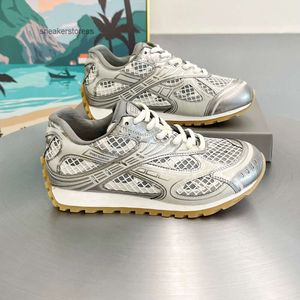 Casual para hombre zapatillas de deporte zapatos versátiles venetas 2024 moda mujer órbita en línea mismo zapato de diseñador plata botteega 2023 nueva rejilla zapatilla de deporte deportes k00g