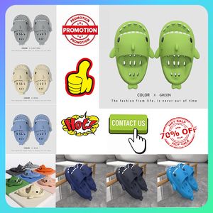 Casual Platform Slides Designer Shark Pantoufles Chaussures Summer Beach Outdoor Cool Slipper Fashion Wide Slides Lady Household Slide Flat Flip Flops Sandales