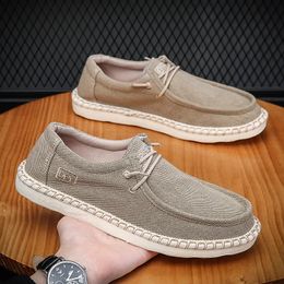 Taille de taille plus décontractée en denim plat Vulcanize Chaussures Fashion British Designer Breathable Light Men Sneakers Locs