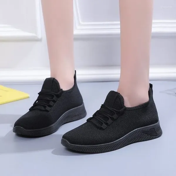 Zapatos informales 2024 Mesh negro zapatillas transpirables Diarios Diarios Ligeros Mujeres Low Top Lace Up Women's Tenis de Mujer