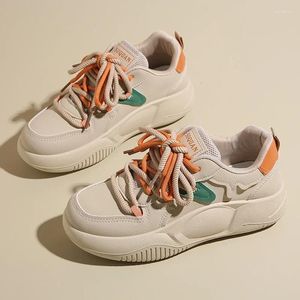 Casual schoenen 2024 Modieuze en comfortabele niet-slip sneakers dames lente brede dikke voeten buiten veelzijdige zachte zolen trendy