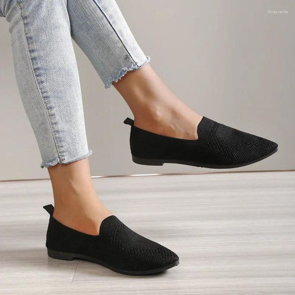 Chaussures décontractées 2024 pour les femmes Fashion Fashion Vulcanize Summer Pointy Slip-On Breakable Mesh Sneakers Zapatillas de Mujer