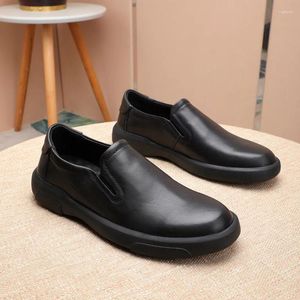 Casual schoenen 2024 Echte lederen mannen Spring Ademende zakelijke loafers plus groot formaat 11 12 naaigegeerder Flats M9236