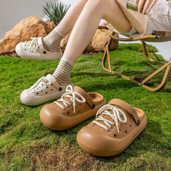 Chaussures décontractées 2024 Version étudiante féminine Graden des sandales et pantoufles à lacets EVA en lacets en été à l'extérieur de la plage d'été à l'extérieur de la plage