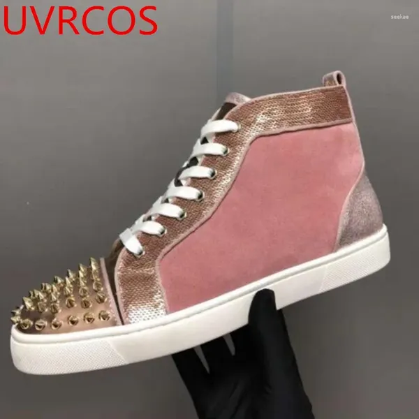 Zapatos casuales 2024 High Top Gold Spikes zapatillas de deporte para hombres deporte rosa gamuza moda con cordones al aire libre color mezclado unisex