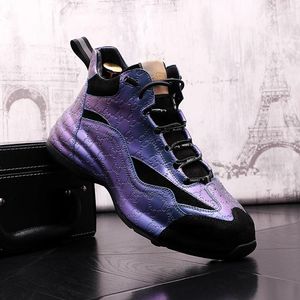 Casual schoenen 2024 Men Engeland Style Motorfiets High Top Platform Boot Leather Botas Hombre Air Cushion Causale flats mocassins zapatilla