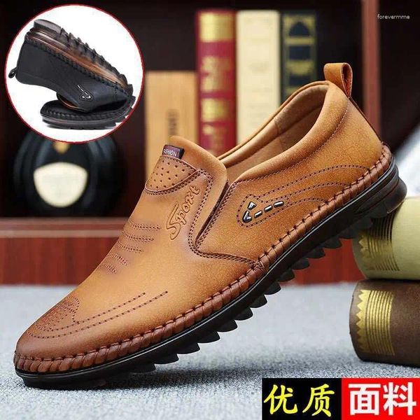 Zapatos informales 2024 Menores de cuero de vaca suave para hombres zapatillas de cuero sin deslizamiento