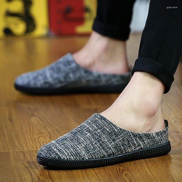 Zapatos informales 2024 Hombres Slip On Flat Versión coreana Tendencia deportiva transpirable Masculino machos zapatillas Zapatillas de Deporte