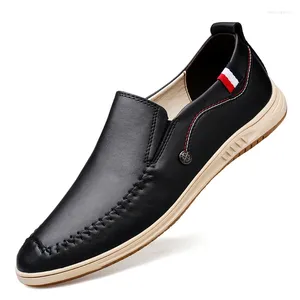 Chaussures décontractées 2024 hommes Slip on Formal Mocasins Mocasins Italien Black Homme Business