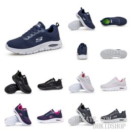 Chaussures décontractées 2024 Nouveau designer femme sneaker sketcher man léger go walk talle entraîneur masque blanc gris bleu respirant d'automne d'été Athleisure chaussures de course taille 12