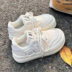 Casual Schoenen 2024 Zuiver Wit Voor Vrouwen Platform Leuke Ronde Neus All-Match Pu Lederen Sneakers Atletische Gevulkaniseerd Zapatillas