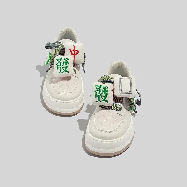 Zapatos casuales 2024 Tendencia de primavera y verano Moda Estilo chino Mahjong Lienzo decorativo Personalidad