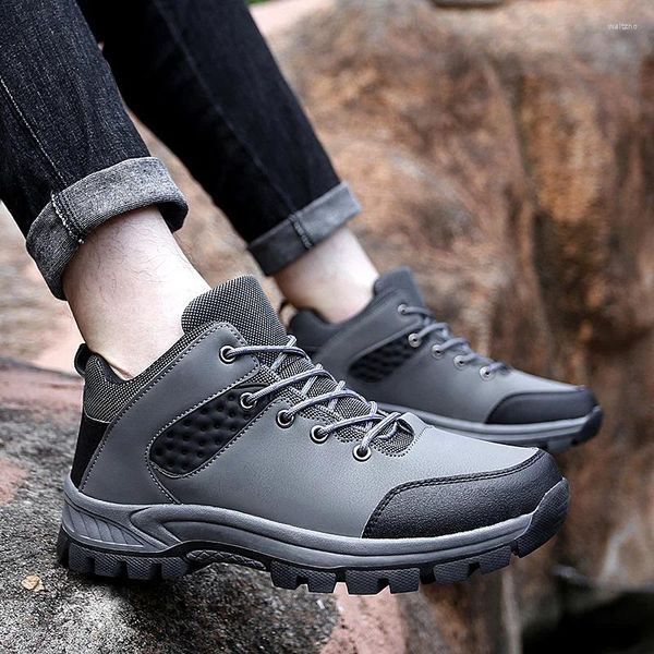 Zapatos informales para hombre, zapatillas de deporte de cuero con cordones, cómodas, vulcanizadas, antideslizantes para exteriores, primavera y otoño, 2024