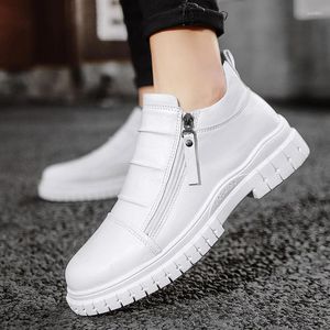 Casual schoenen 2024 Spring mannen sneakers mode Britse stijl ronde teen mid-top werk handig zip-wandelen