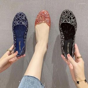 Zapatos casuales 2024 verano señoras cristal brillante moda hueco transpirable danza Jelly mujer plana suela suave agujero playa