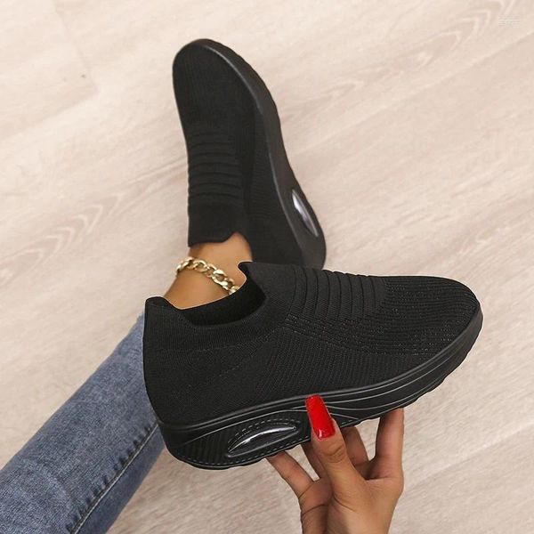 Chaussures décontractées 2024 Sneaker en mailles à vagues pour femmes Salle d'été Slip-On Sol Sole Lightweight Consatrices Sports Shoe