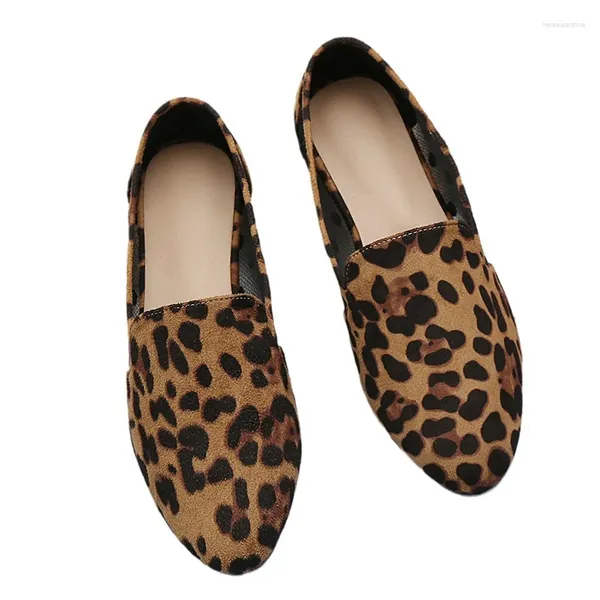 Chaussures décontractées 2024 femmes appartements féminins plus taille velours léopard troupeau en cuir dame meesh maille sexy peu profonde à pois