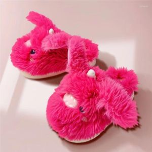 Zapatos informales 2024 Winter Cartoon cálido Plush Slides de algodón Flats Home Shoe Girls Lindas zapatillas peludas Mujeres suaves y esponjosas