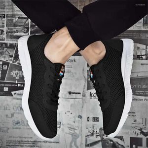 Casual schoenen 35-46 Beach Bath Boy Child Jogging Running Heren Sneakers Black Sports For Man Model Sneackers Hyperbeast Runner YDX2