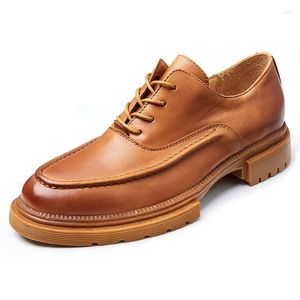 Chaussures décontractées All-Match Cowhide Autumn Summer printemps britannique rétro de haute qualité Haute cuir en cuir Robe d'affaires