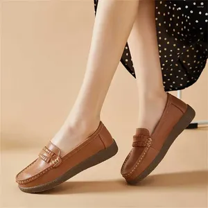 Casual schoenen anti-skid grote dimensies marineblauwe dames sport flats sneakers 2024 dames laarzen atletiek ontwerp leuk