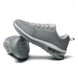 Chaussures décontractées anti-glissade à grande taille Man Running Sneakers Tennis Brands originaux Sports Importation Novelty Tnis Ydx2