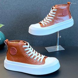 Zapatos casuales Llegados Men de moda Diseñador de lujo Juvenil Trending Corea Corea espesa Bottom Sweakers Zapatos Hombre