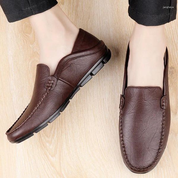 Chaussures décontractées d'arrivée des hommes modes de cuir authentique pour hommes respirants manocasins gentleman conduisant des plats confortables