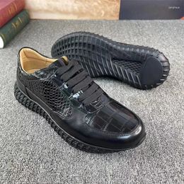 Casual schoenen Authentieke echte krokodillenhuid Zuivere zwarte kleur Heren zachte sneakers Echte exotische alligatorleren mannelijke veter drive-flats