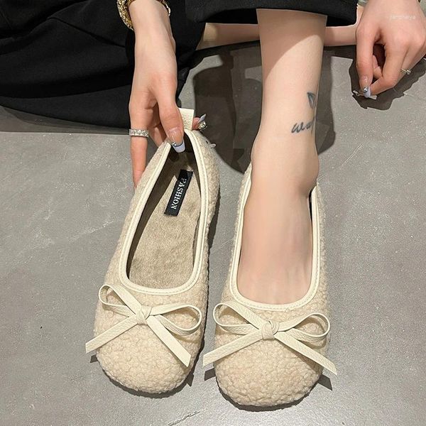 Zapatos casuales Otoño e Invierno Mary Jane Plush Mujer 2024 Versión coreana Moda Ropa exterior Slip-on Zapatos
