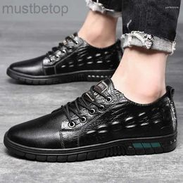 Chaussures décontractées automne fausse cowhide crocodile imprimer des baskets homme chaussure de chaussures masculines