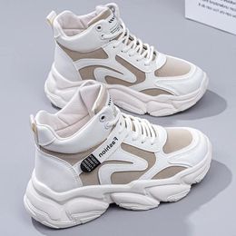 Chaussures décontractées Automne Men's Platform Sneakers High Top Men Chunky Fitness Trainers Femmes Shoe Tenis Masculino Zapatillas Hombre