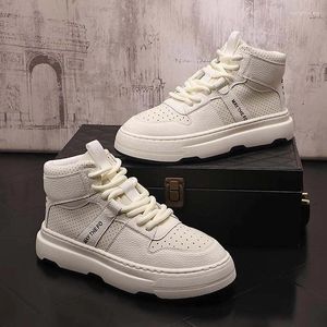 Chaussures décontractées Autumn Running Men Luxury Sneakers High Top Fashion Sports pour les hommes Sole