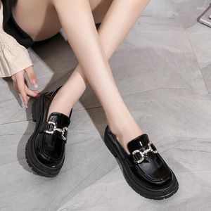 Casual schoenen Baby Girl Autumn Black Loafers Princess Boys Toddler Metal Kids Fashion Pu School For Girls