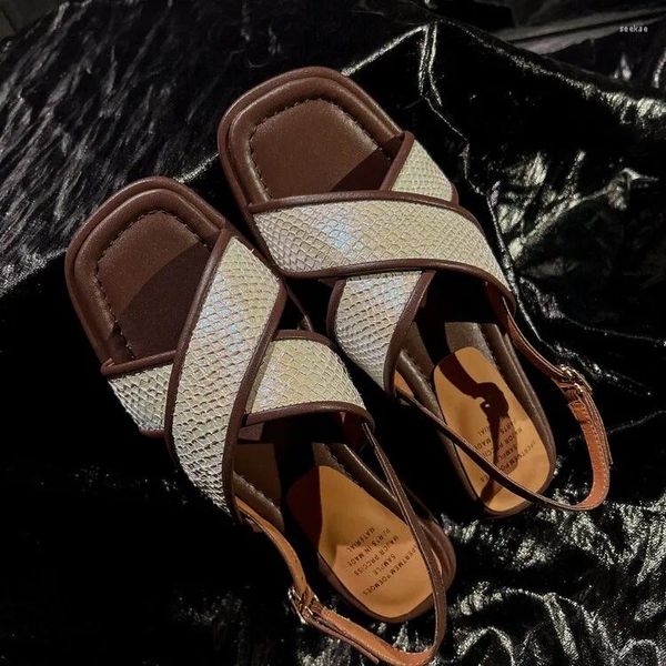 Chaussures décontractées beige chic Design femmes plats sandales motif de poisson en cuir en cuir été bleu concise fashion plage sandalias fémininos