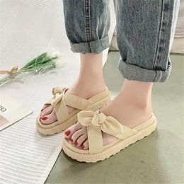 Casual Schoenen Bicolor Huis Slippers Damespantoffels Kleurrijke Luxe Vrouw Platte Sandalen Sneakers Sport Vietnam Lopers Vanwege YDX1