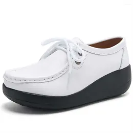 Chaussures décontractées Big Sole Rock For Girlfriend Vulcanize Women's Mandis 2024 Automne Sneakers minimalistes Sport haut de gamme portable