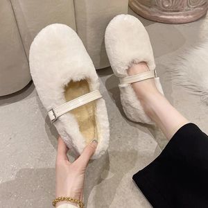 Chaussures décontractées bkqu rétro pelues d'hiver usure de mode en un mot de boucle en un mot sans glissement