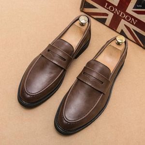 Casual schoenen zwarte heren loafers zachte mocassins hoge kwaliteit lente herfst echt leer zakelijke kantoorjurk zapatos