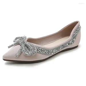 Chaussures décontractées bateau chaussure pour femme 2024 printemps simple plat doux diamant grande taille fête des femmes 41 à 43