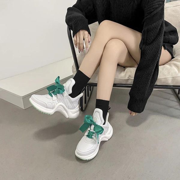 Chaussures décontractées Bow Ribbon Platform Sneakers Femmes Breffant Running La taille des dames augmentant