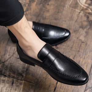 Casual schoenen zakelijke trend heren Brits heren echt leer luie loafers mensen gaan uit slip-on lederen schoenen