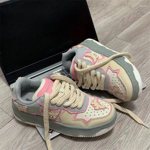 Chaussures décontractées Butterfly Platform Sneakers Sports Femme Coréen Vintage Vulcanize Kawaii Tennis Femelles Femme Harajuku Footwear