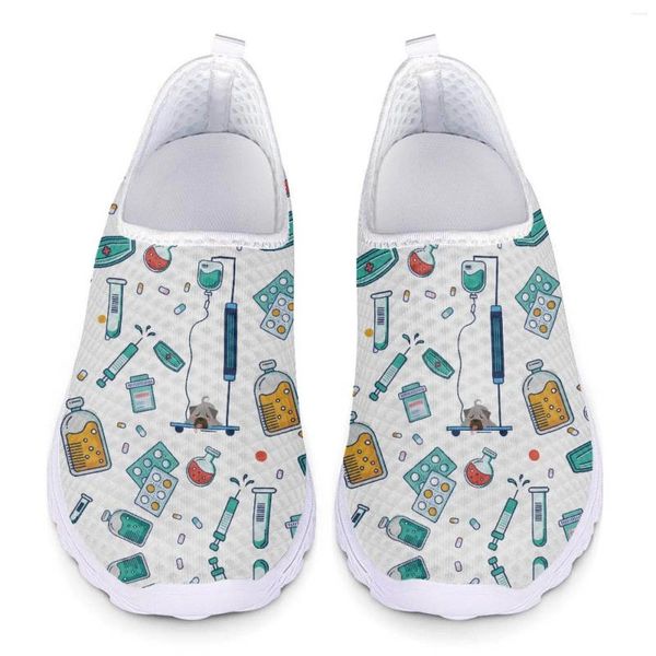 Chaussures décontractées dessin animé amine Summer Light femme Flat Men Loafers Femmes Femmes Mesh Slip on Flats Sneaker Ladies Sneakers