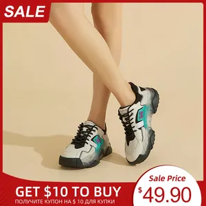 Chaussures décontractées baskets épaisses femmes patchwork synthétique colored colored daim lacet-up orteil rond femelle plate à la main 3038