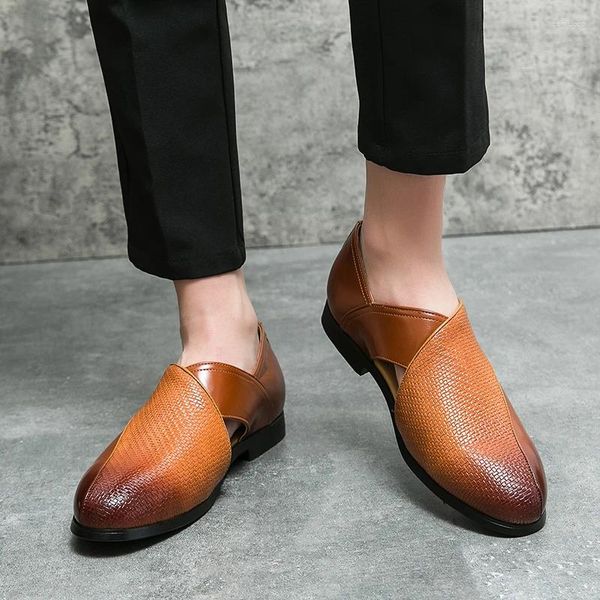Chaussures décontractées classiques Style rétro pour hommes, sandales d'été ajourées, respirantes, confortables, antidérapantes, résistantes à l'usure, en cuir tissé