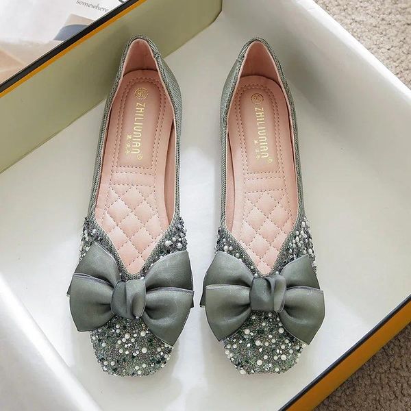 Chaussures décontractées perle perle bowknot femmes appartements de luxe perle rivets ballerina fond doux en bas