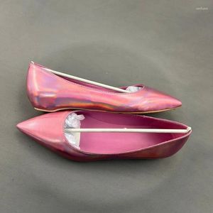 Chaussures décontractées Comfort Femmes Femmes Pink Cuir Slip on Pointy Toe Ladies Girls Femme Femme Plus taille 35-45 Grossiers en gros