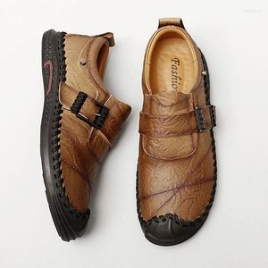 Casual schoenen comfortabele lederen retro mannen glijden loafers hoogwaardige flats mocassins plus maat